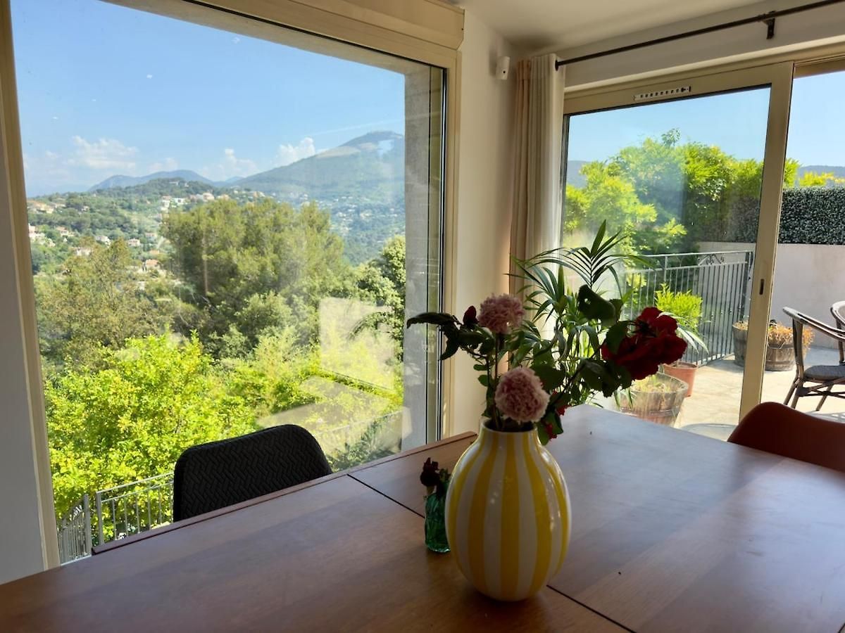 Maison De Charme Sur Les Collines, Piscine, Clim Nice