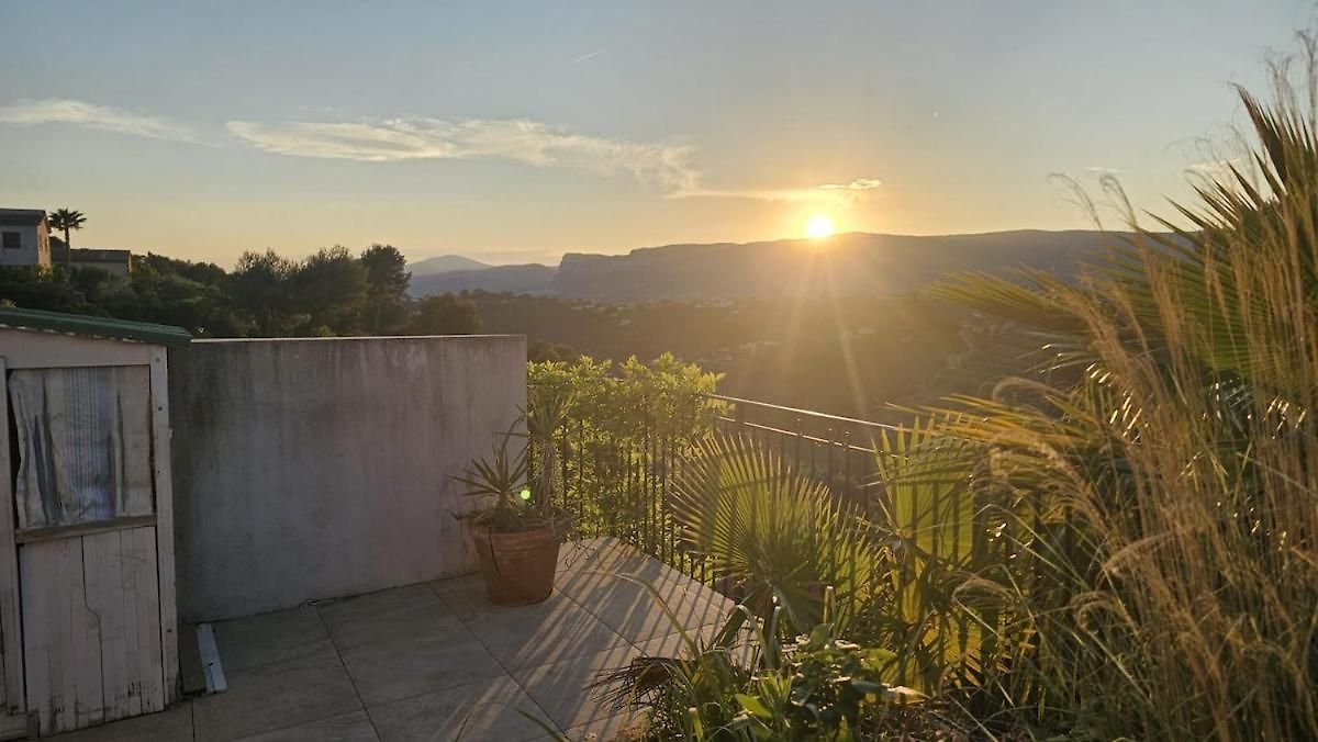 Maison De Charme Sur Les Collines, Piscine, Clim