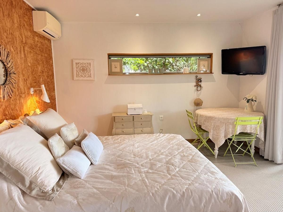 Apartment Treehouse In Les Oliviers, Sea View, Air Conditioning, Parking *