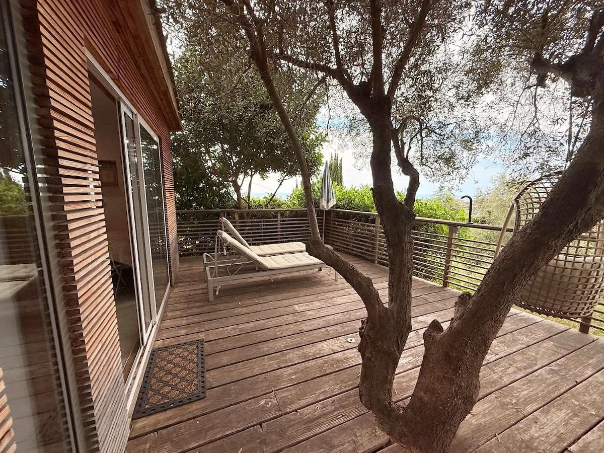 Treehouse In Les Oliviers, Sea View, Air Conditioning, Parking Apartment *