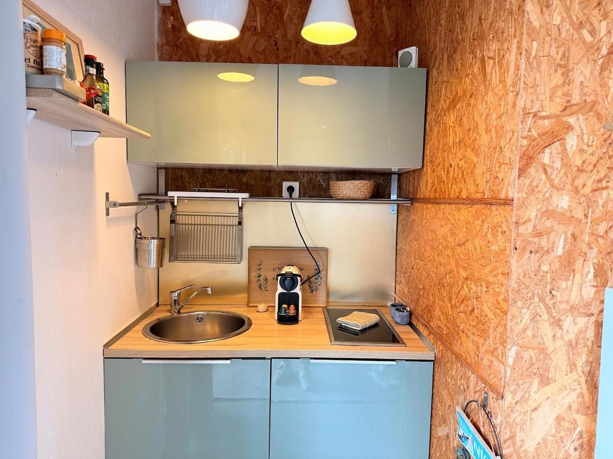 Treehouse In Les Oliviers, Sea View, Air Conditioning, Parking Nice