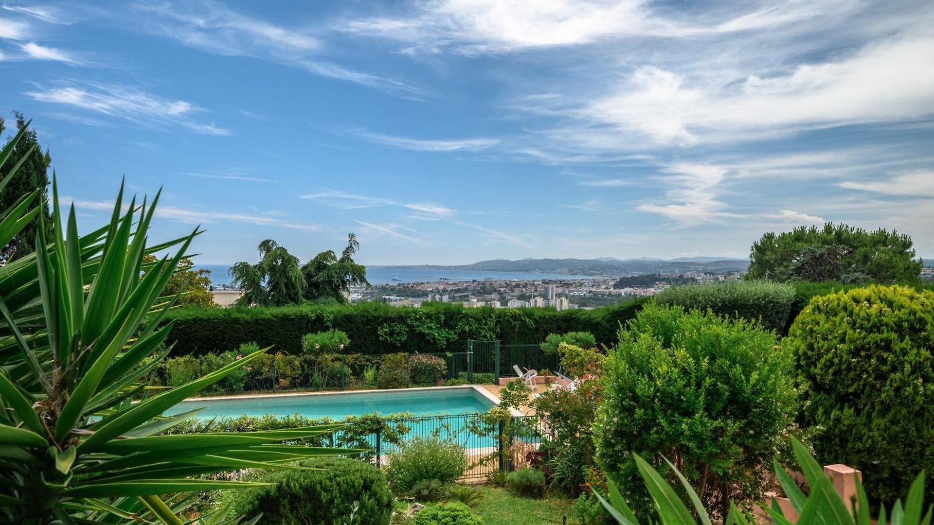 Rooftop Terrace - Sea View, Pool, Parking & A/c Apartment Nice