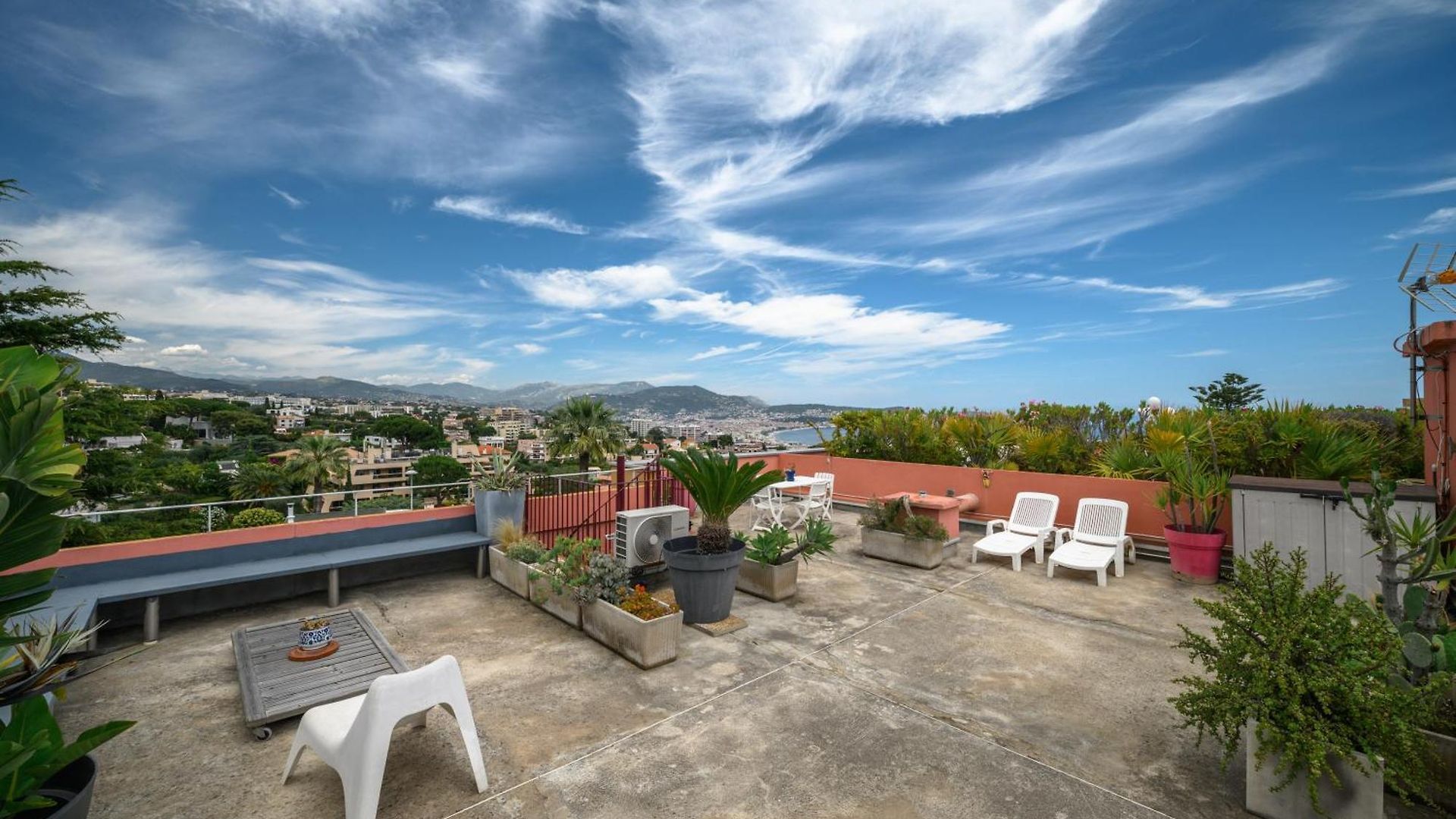 Rooftop Terrace - Sea View, Pool, Parking & A/c Nice