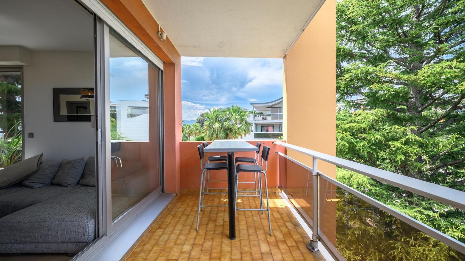Rooftop Terrace - Sea View, Pool, Parking & A/c Apartment *