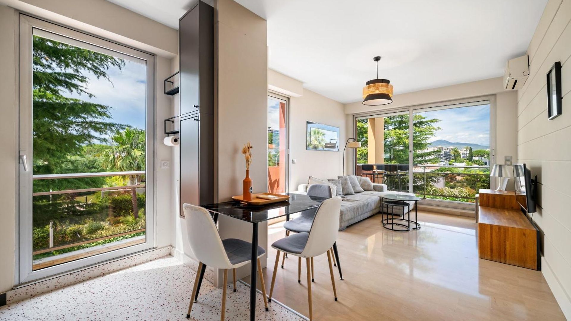Rooftop Terrace - Sea View, Pool, Parking & A/c