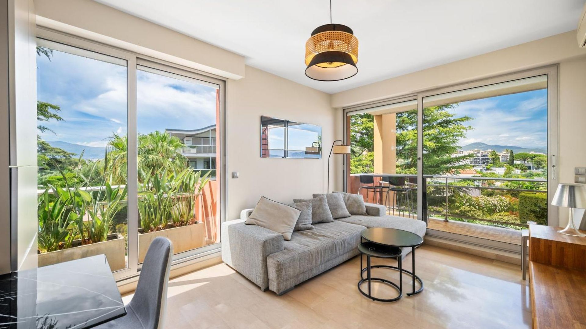 Rooftop Terrace - Sea View, Pool, Parking & A/c *