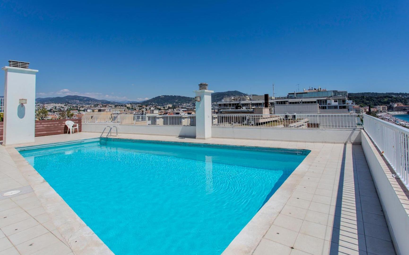 #40 Staywizus - Luxembourg Promenade Swimming Pool Roof Appartement *