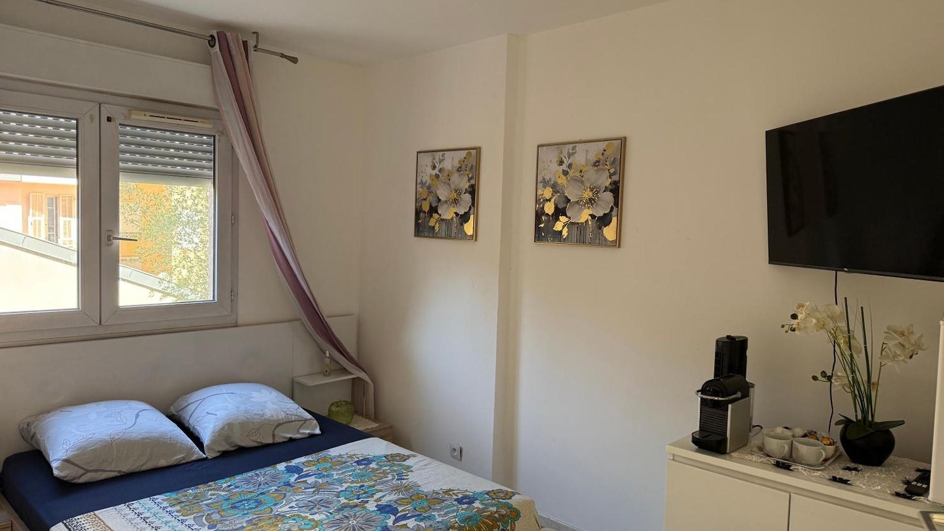A Beautiful In Guest house *