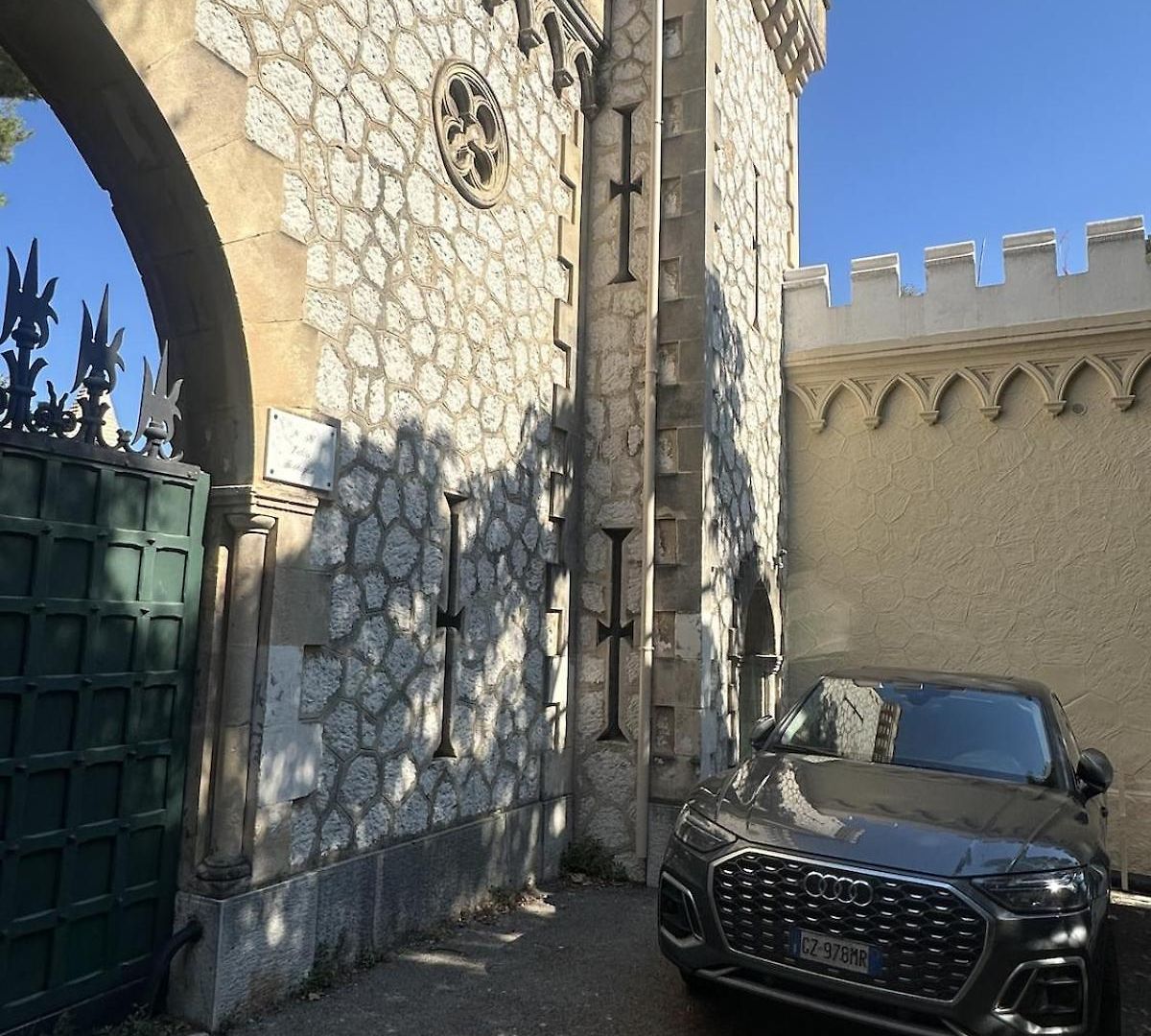 Historic Rooftop Sea Views And Largeterrace Villa *