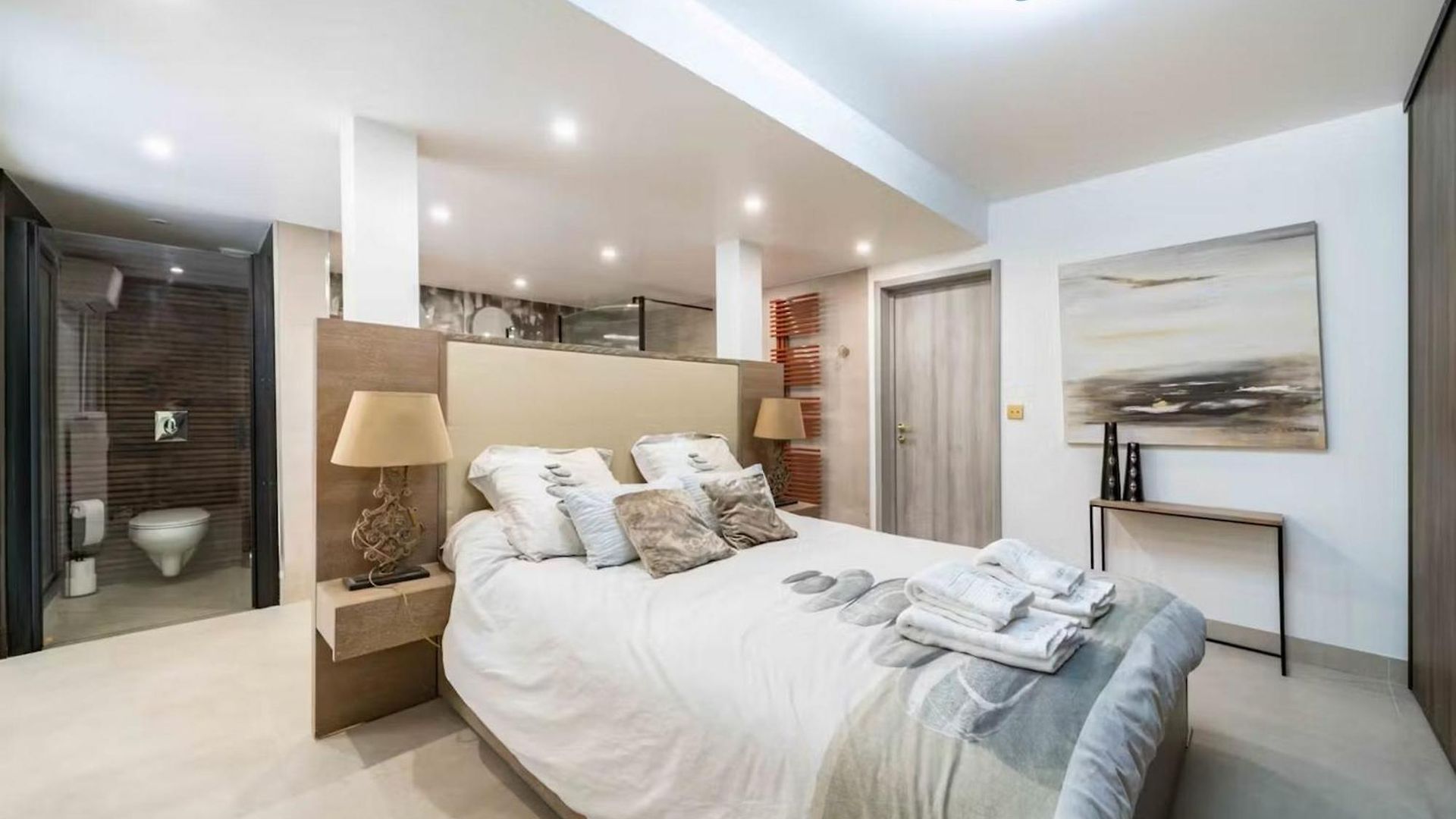 2Rue Villa With Private Pool - Beachfront