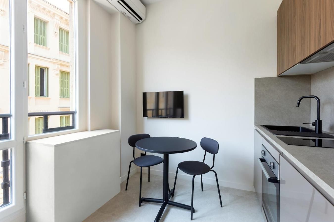 Apartment Palais Escurial - *