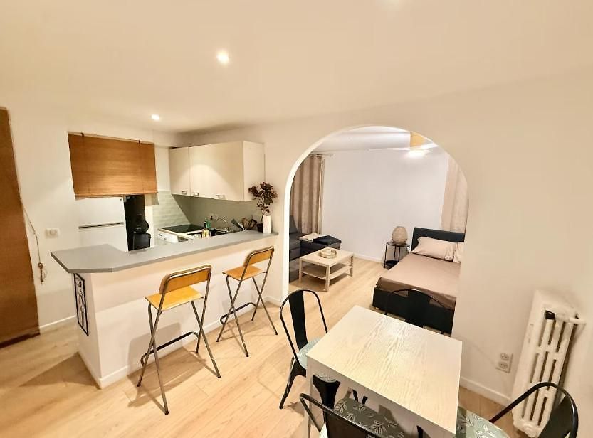 Apartment Grand 33m2 Rdc Sur Cour Calme Musiciens Nice