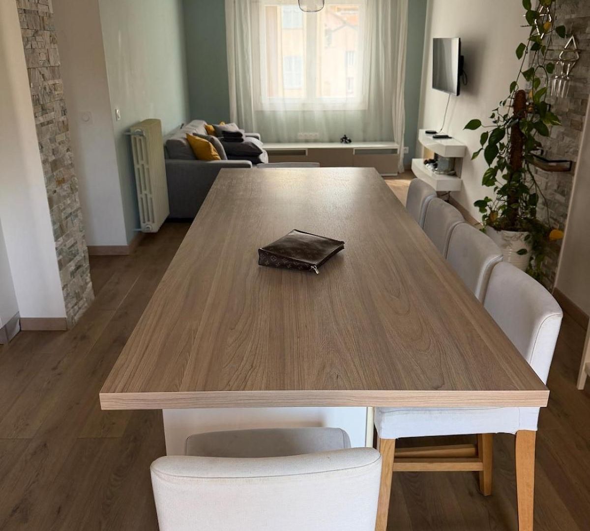 Beautiful 2-bedroom With Air Conditioning - Tram - Balconies - Quiet Nice