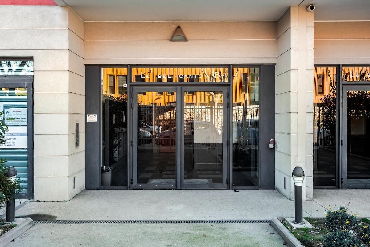 Apartment Apparemment F3 Avec Terrasse Clim & Tram