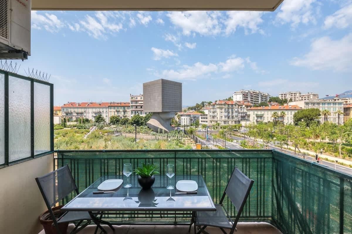 Apartment Magnifique 3 Pieces Sur La Coulee Verte
