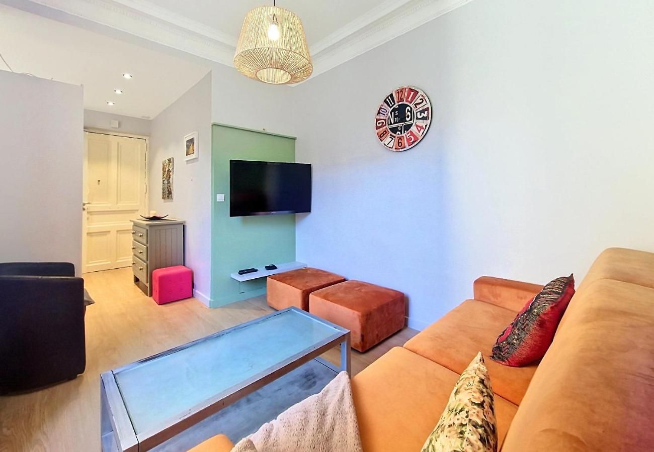 Nestor&jeeves - Buffa Harmony - - Close Sea Apartment *