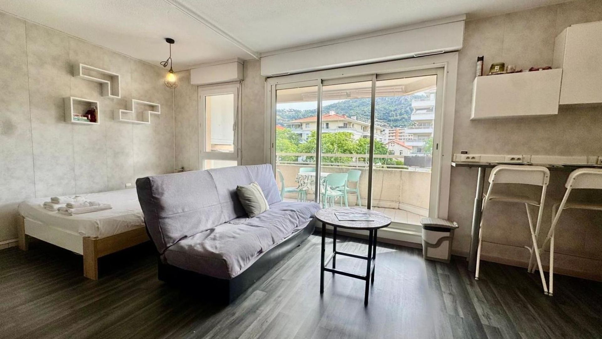 Apartment Bright With Terrace Near The Tram *