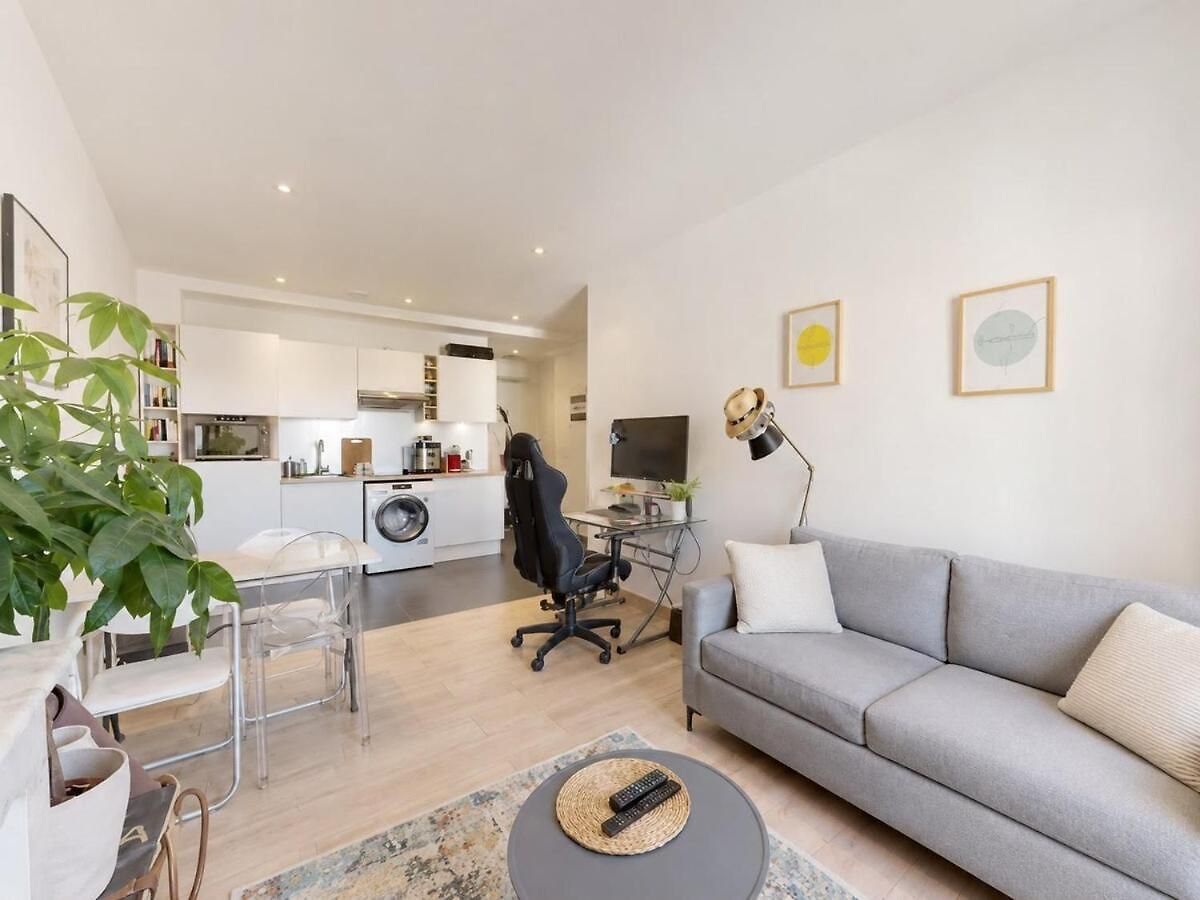 Modern And - Sea 2 Min Away Apartment *