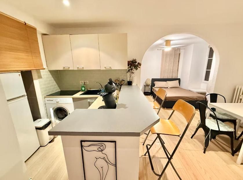 Apartment Grand 33m2 Rdc Sur Cour Calme Musiciens Nice
