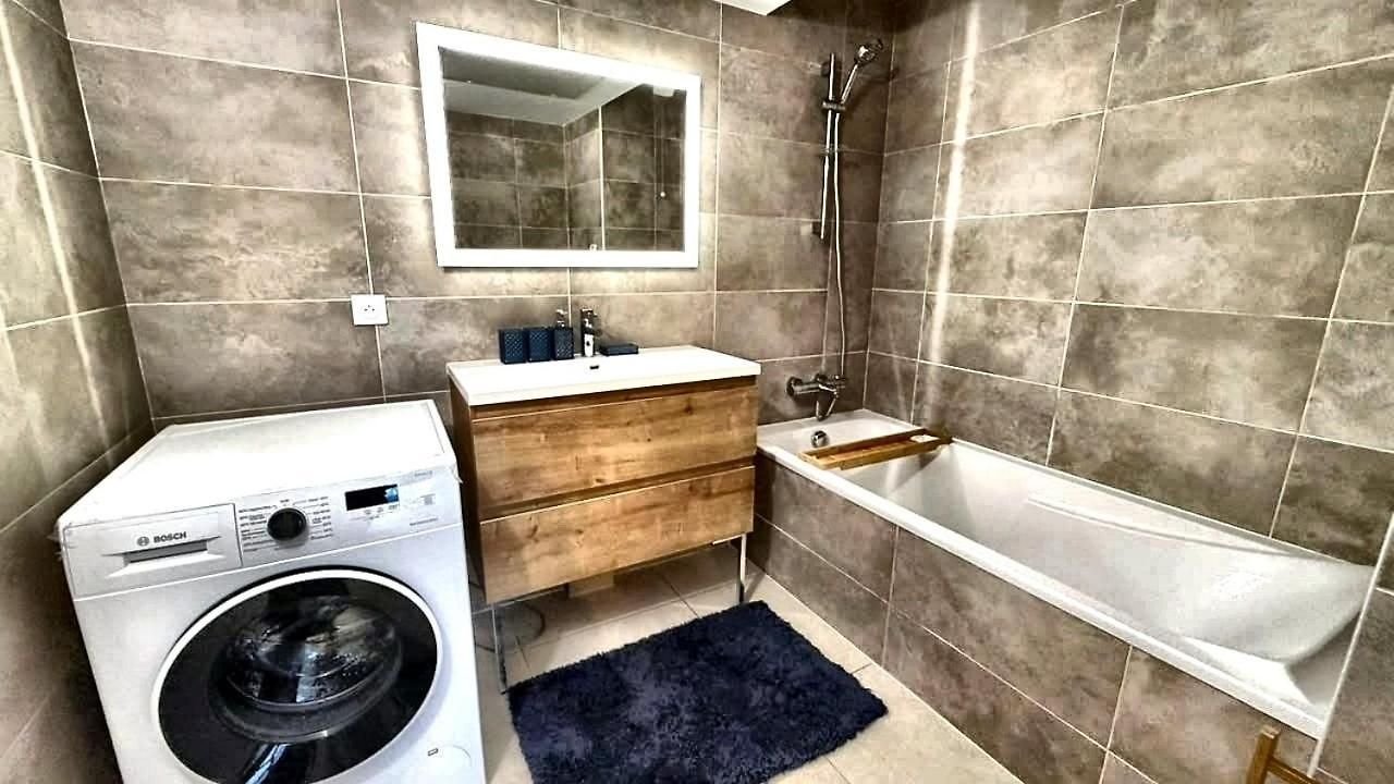 Riviera Skyline - 1 / 2 Couchages - 16e Etage - Ecovallee