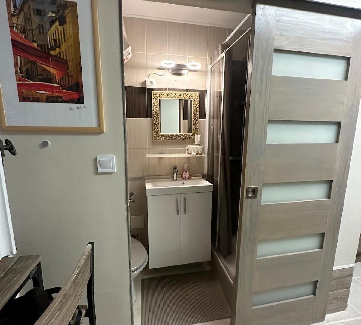 Apartment In Center, 2mins From Sea Nice