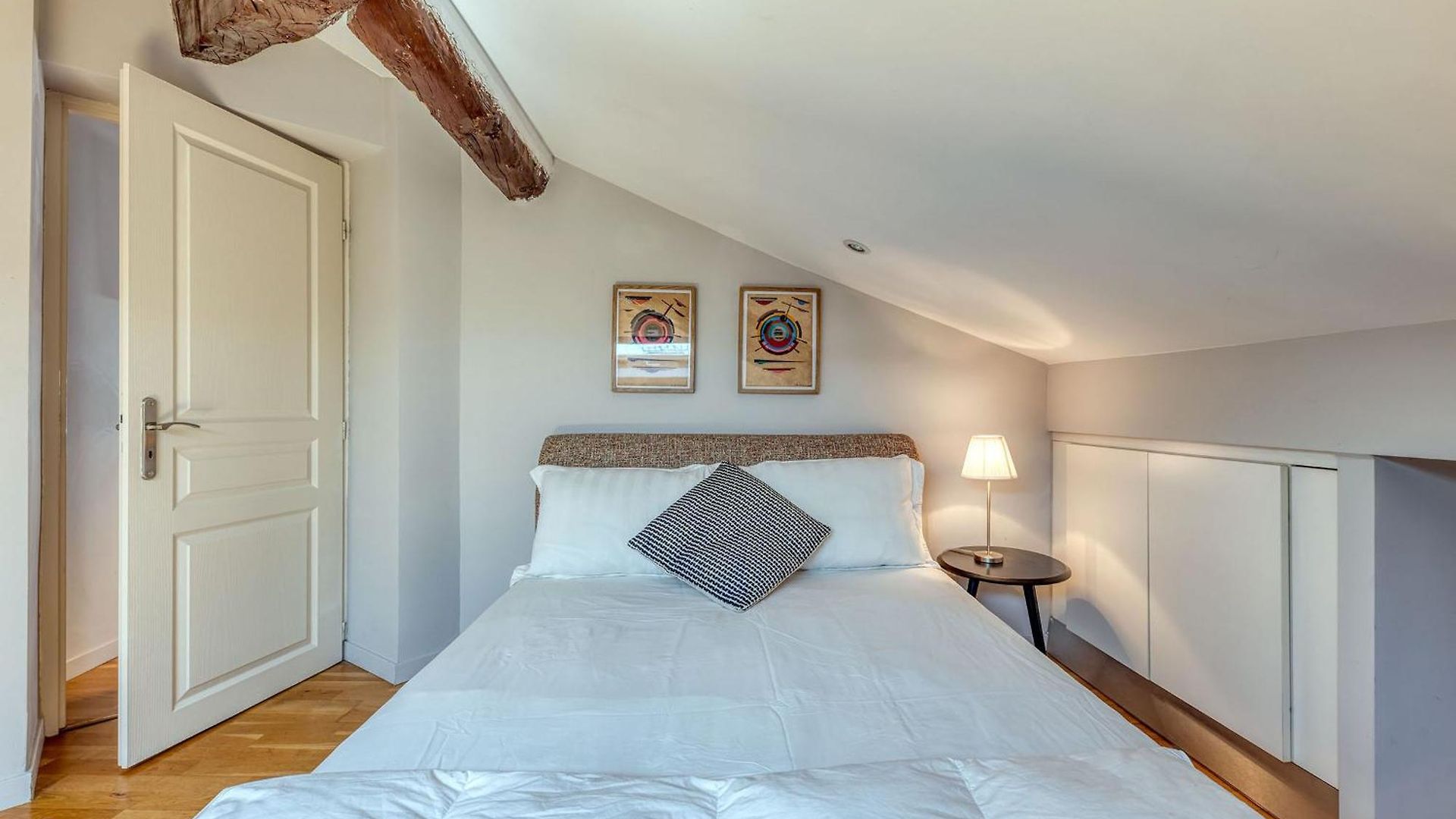 Location In Alcove 1 Bedroom & Terrace Apartment Nice