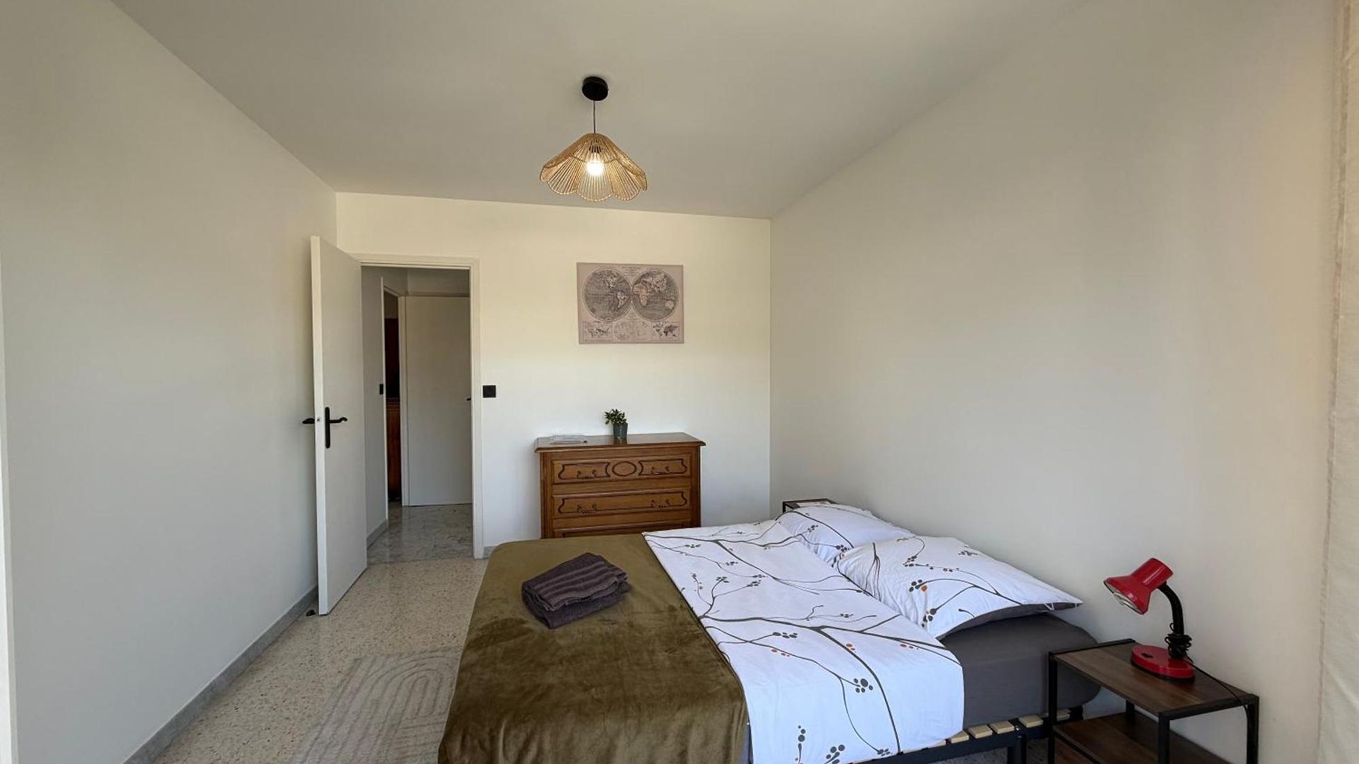 Familial T3 Terrasse, Clim & Parking Gratuit *