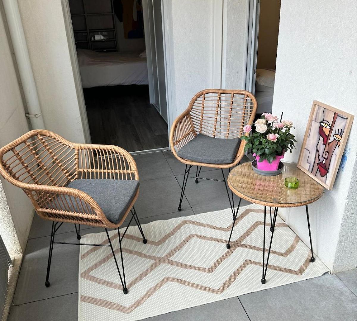 Apartment Apparemment F3 Avec Terrasse Clim & Tram *