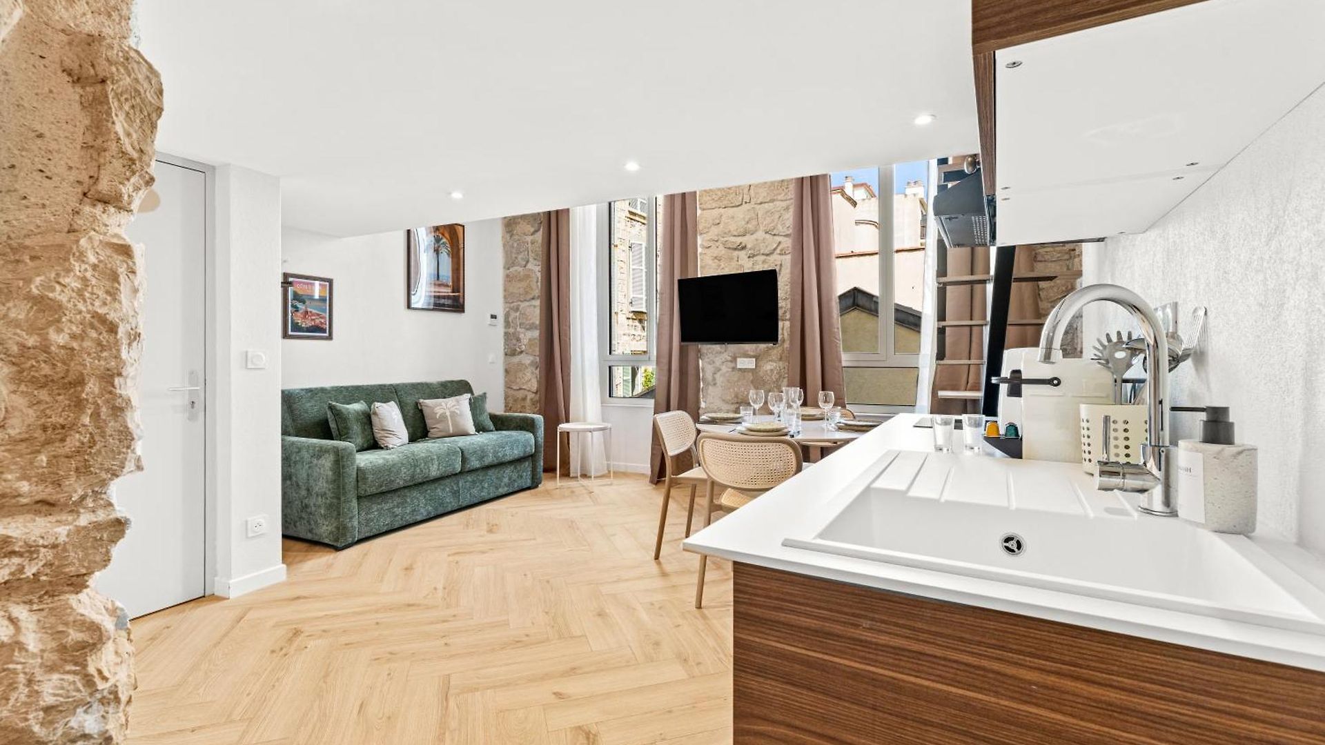 Apartment Merveilleux Duplex Centre De Nice, Climatise Et Renove ! *