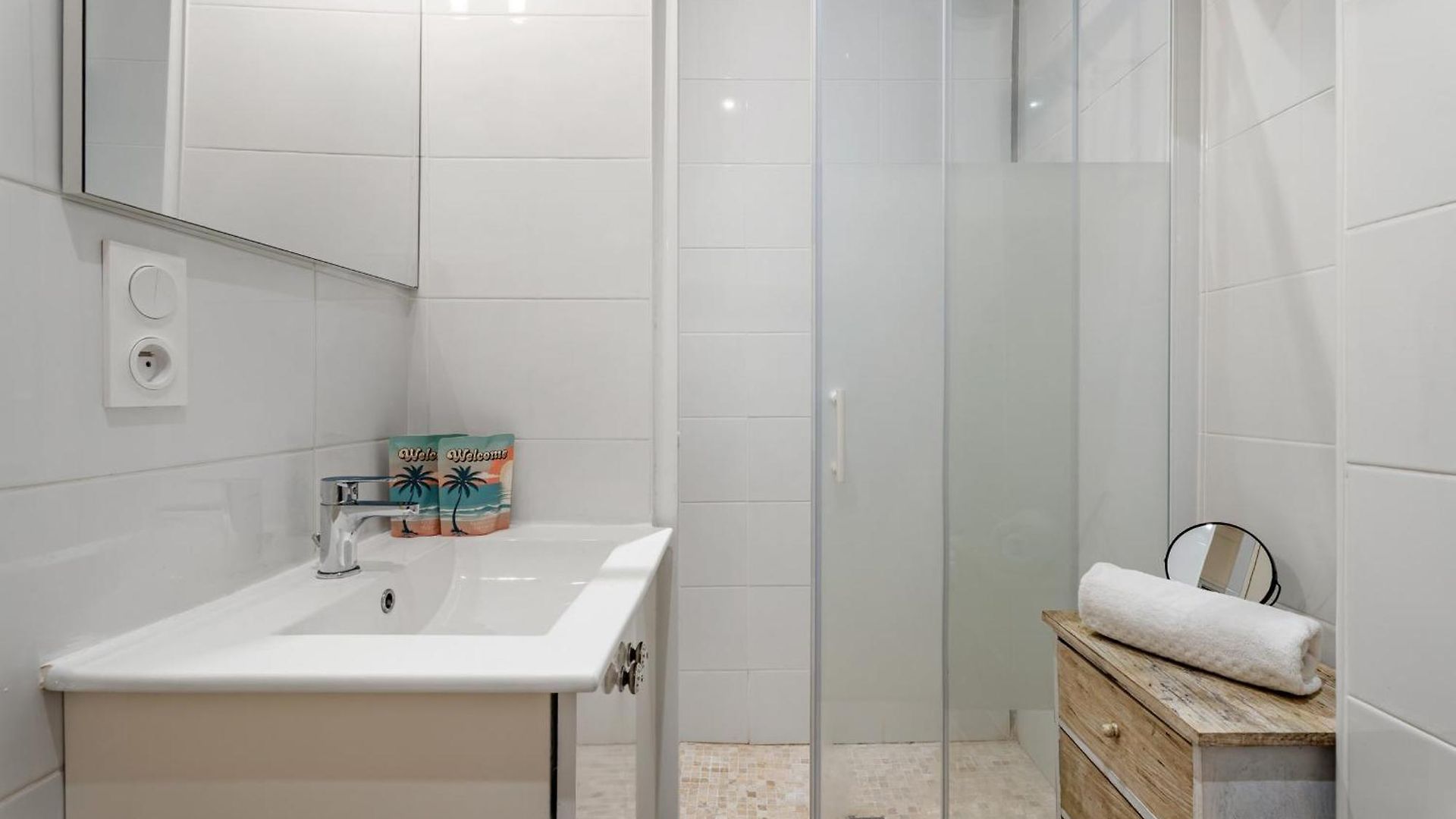 Apartment Le Verdi Avec Balcon - Welkeys Nice
