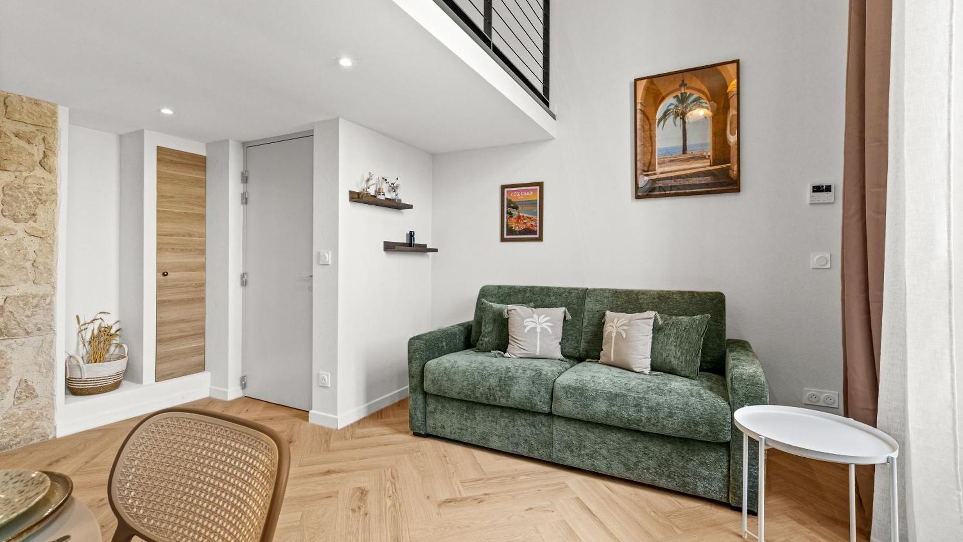 Merveilleux Duplex Centre De Nice, Climatise Et Renove ! *