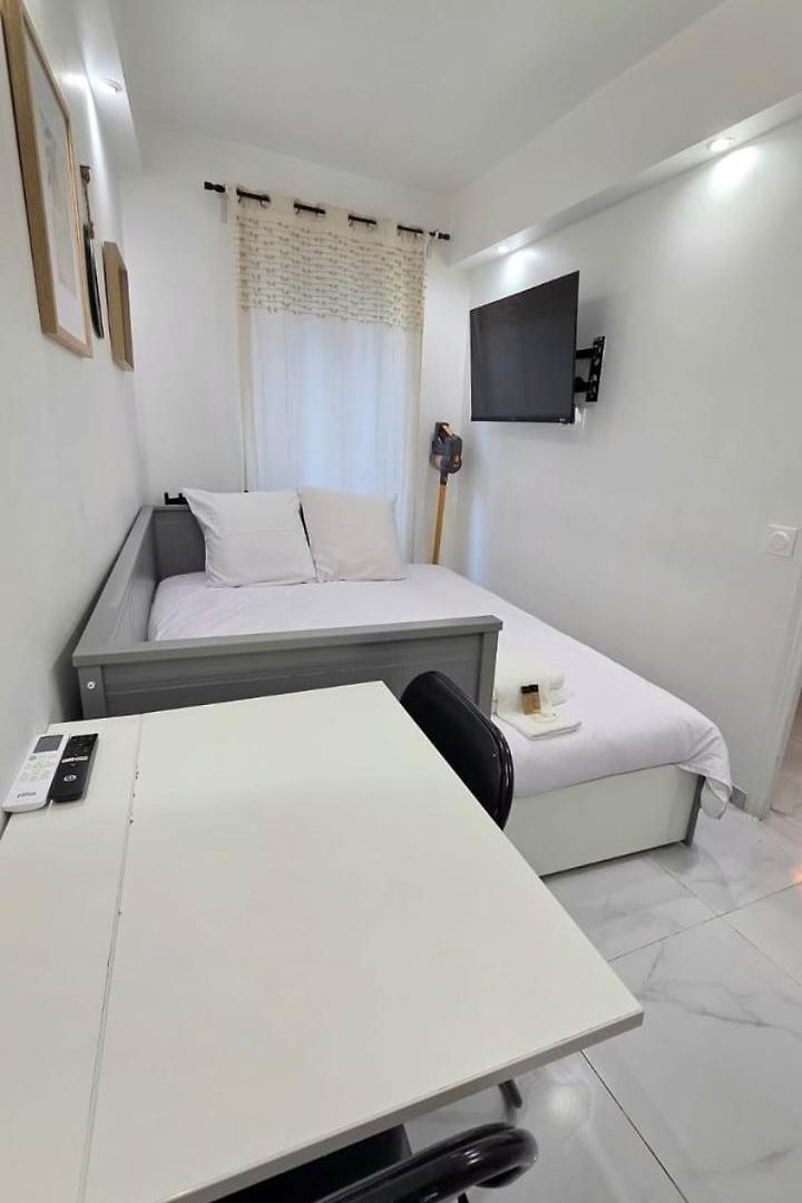 2p Compact & Charmant, A 2 Min De La Apartment *