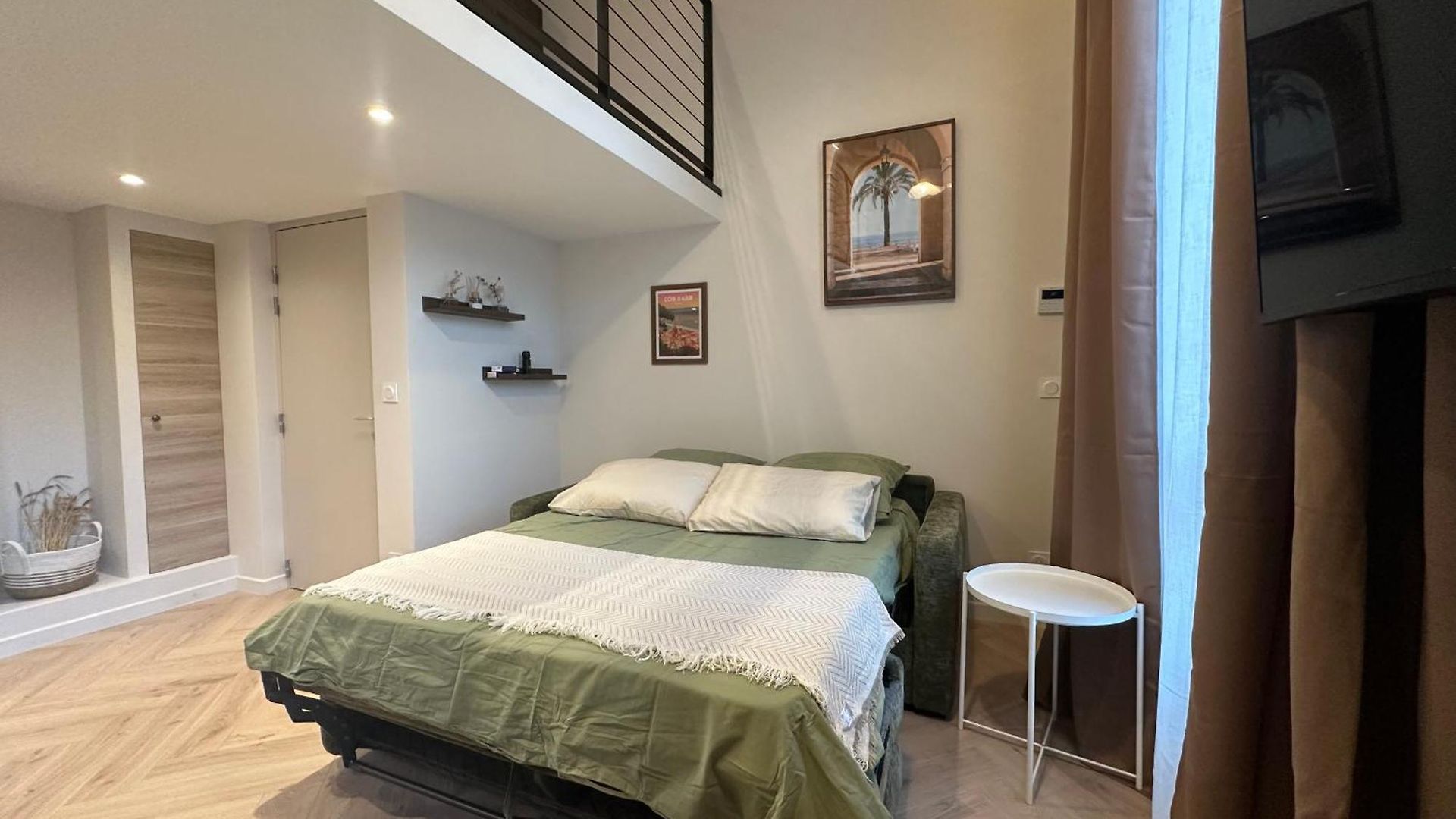 Apartment Merveilleux Duplex Centre De Nice, Climatise Et Renove ! *