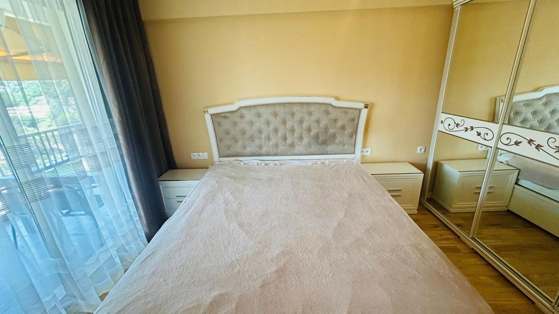 Spacieux Apparemment Dans De Luxe Avec Piscine * Nice