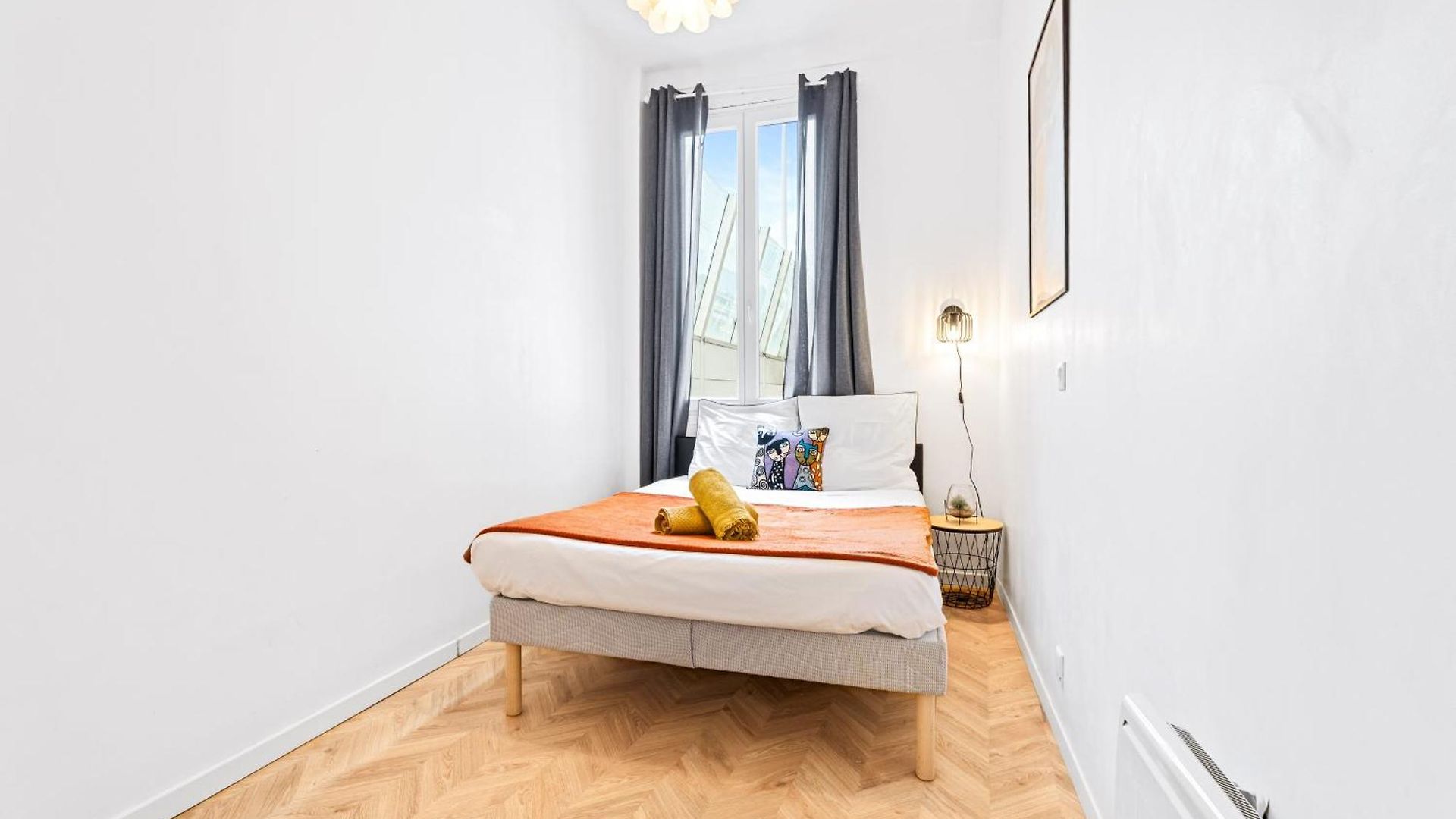 Apartment One Minute From Beach - Air Conditioning - 2 Bedrooms - Wifi - Kitchen - Parking Nice