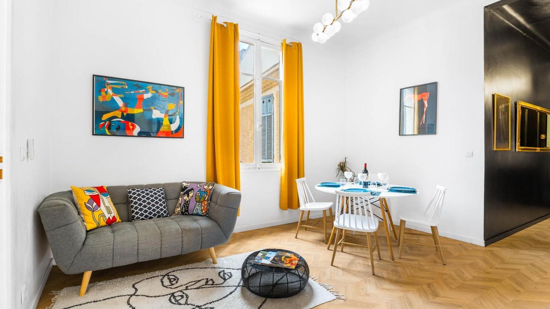 One Minute From Beach - Air Conditioning - 2 Bedrooms - Wifi - Kitchen - Parking Apartment Nice