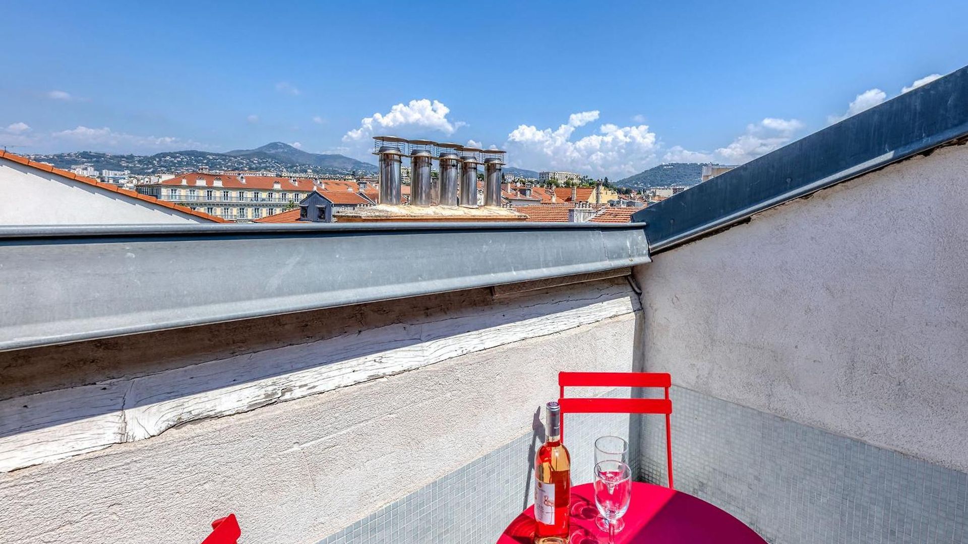 Location In Alcove 1 Bedroom & Terrace * Nice