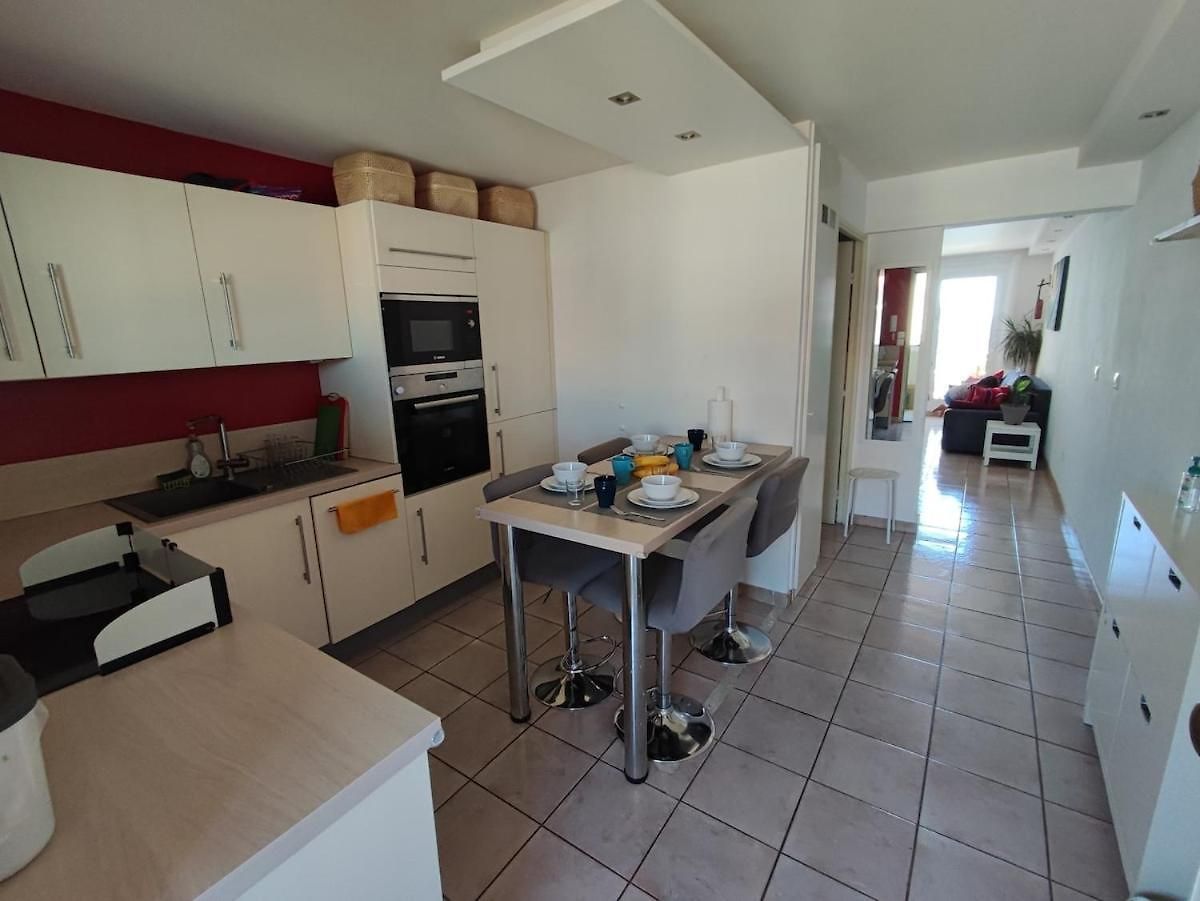 Seafront Duplex With Lovely Terrace Nice