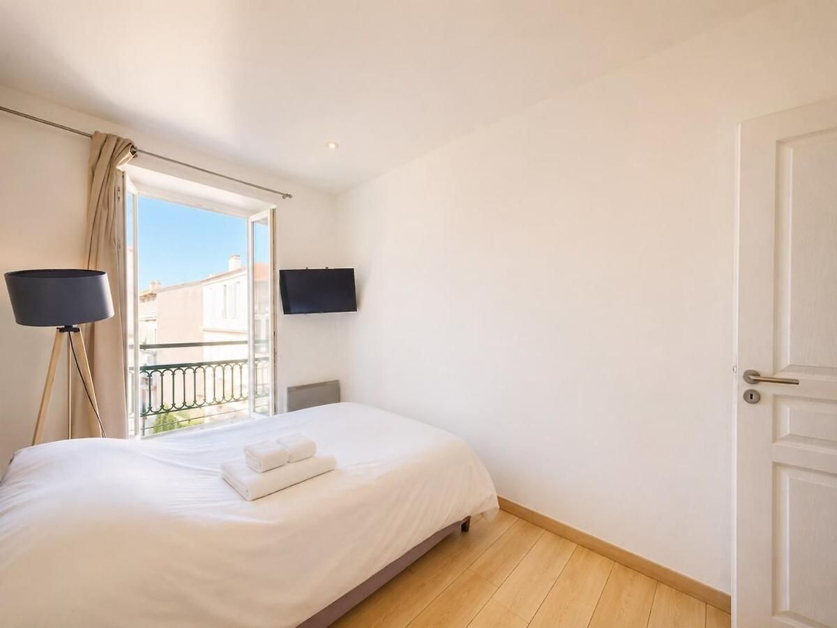 Modern And - Sea 2 Min Away Apartment *
