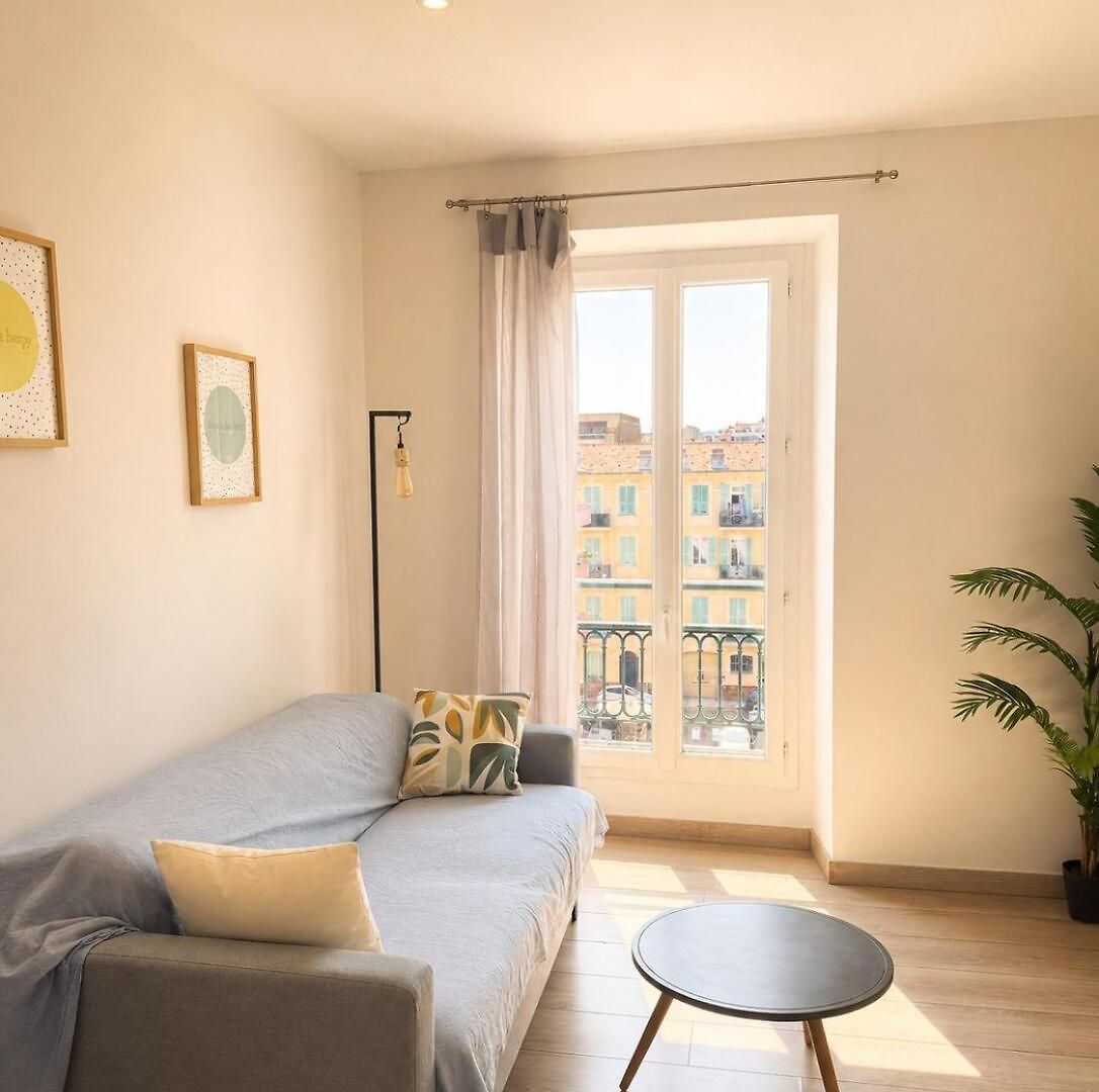 Modern And - Sea 2 Min Away Apartment