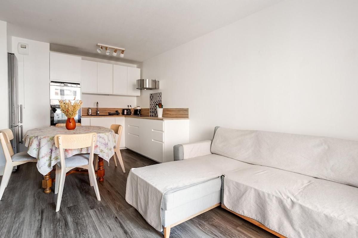 Apartment Apparemment F3 Avec Terrasse Clim & Tram