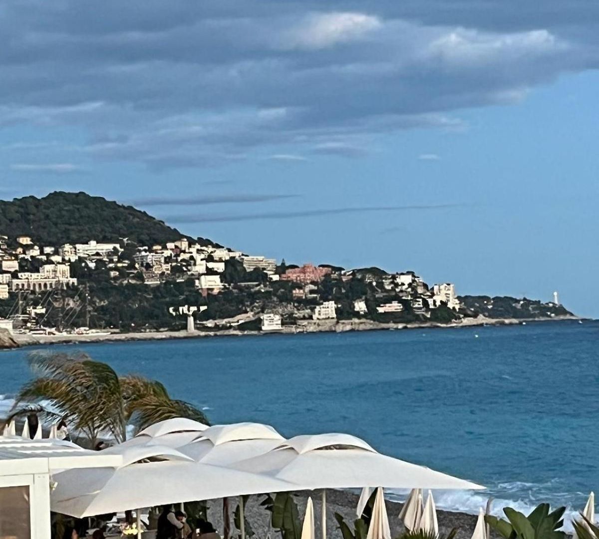 Apartment Carre Dorelegant 2 Br Nice