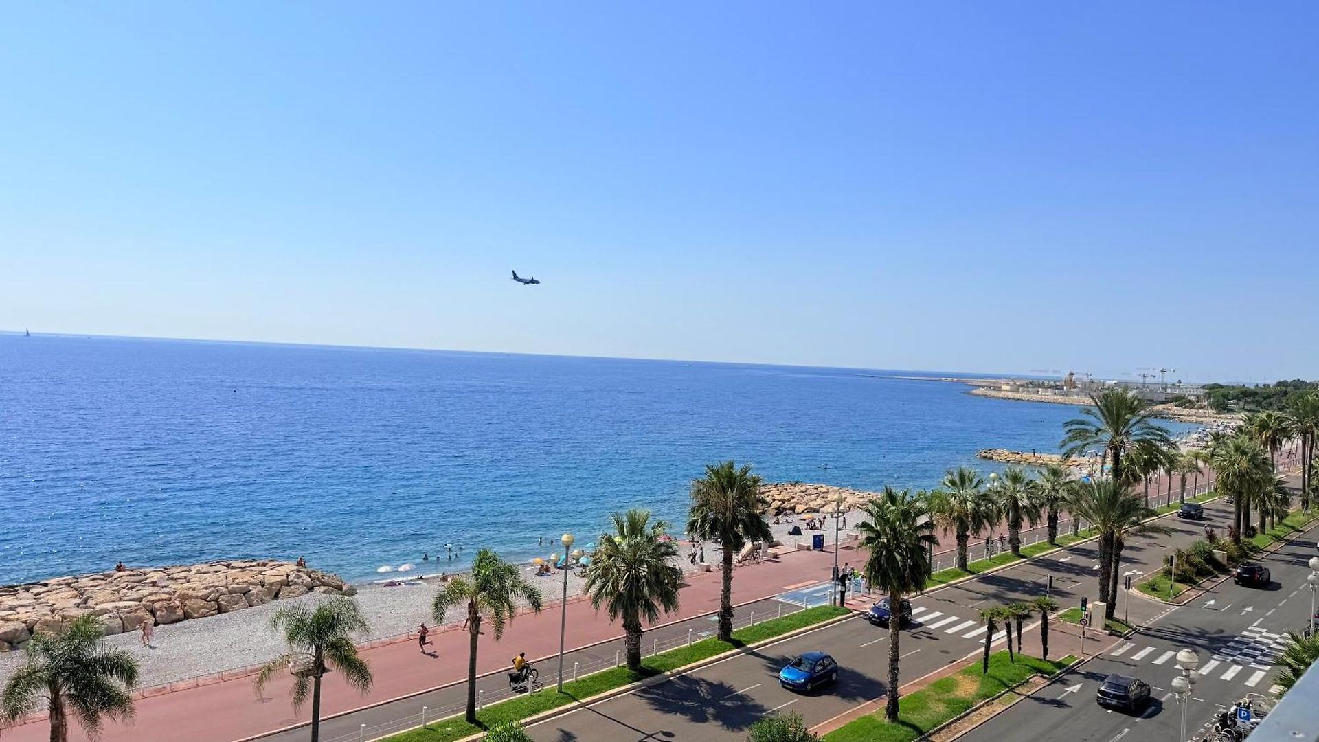 Sea View, Promenade Des Anglais, 180 Degree Balcony, 4 People Apartment Nice