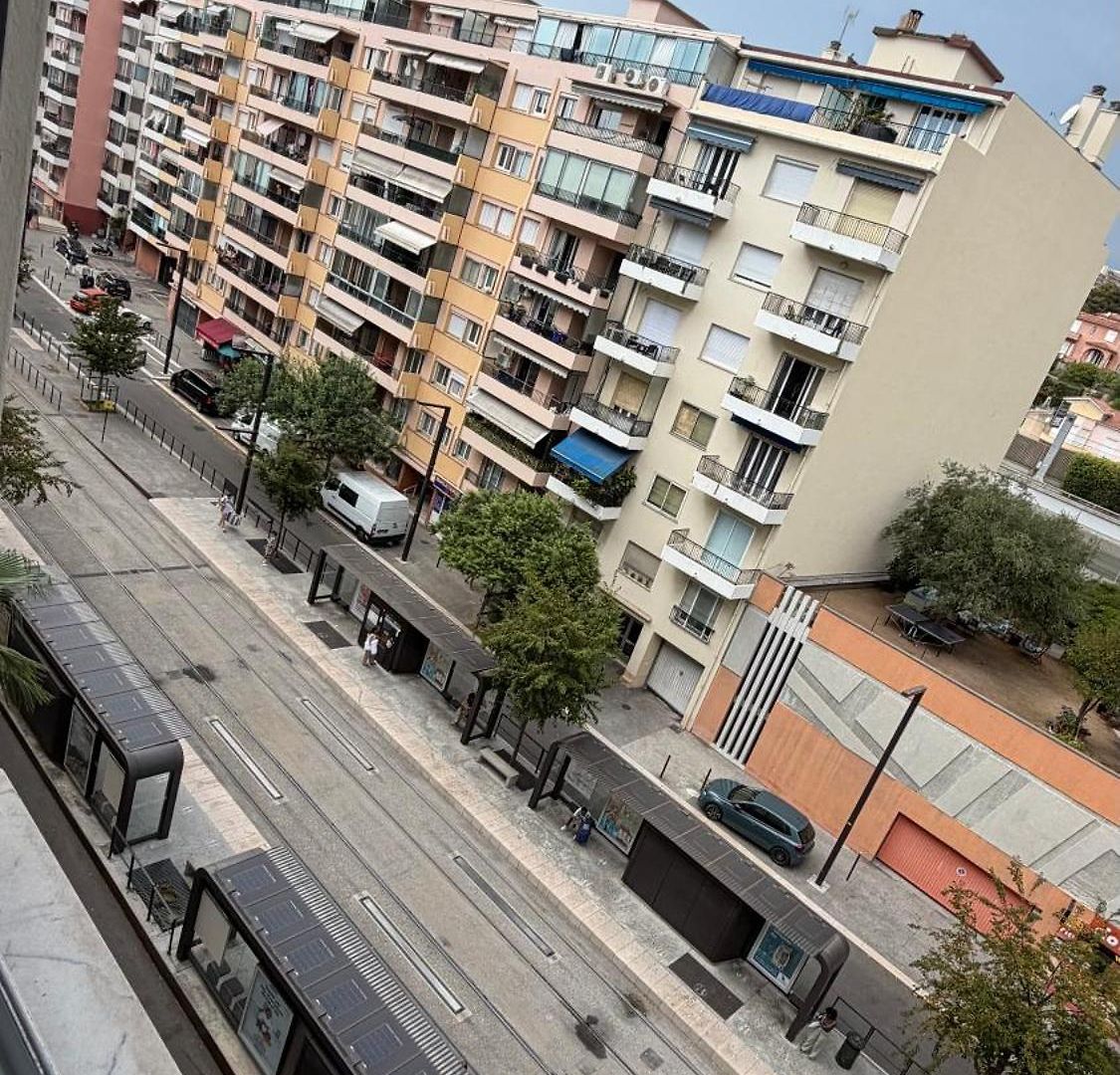 Apartment Sea View, Promenade Des Anglais, 180 Degree Balcony, 4 People Nice