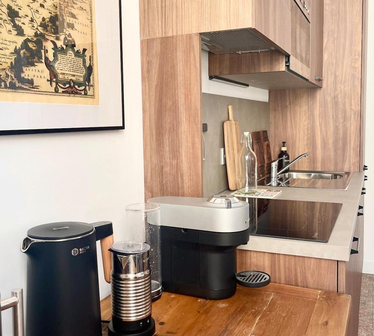 Carre Dorelegant 2 Br Apartment *