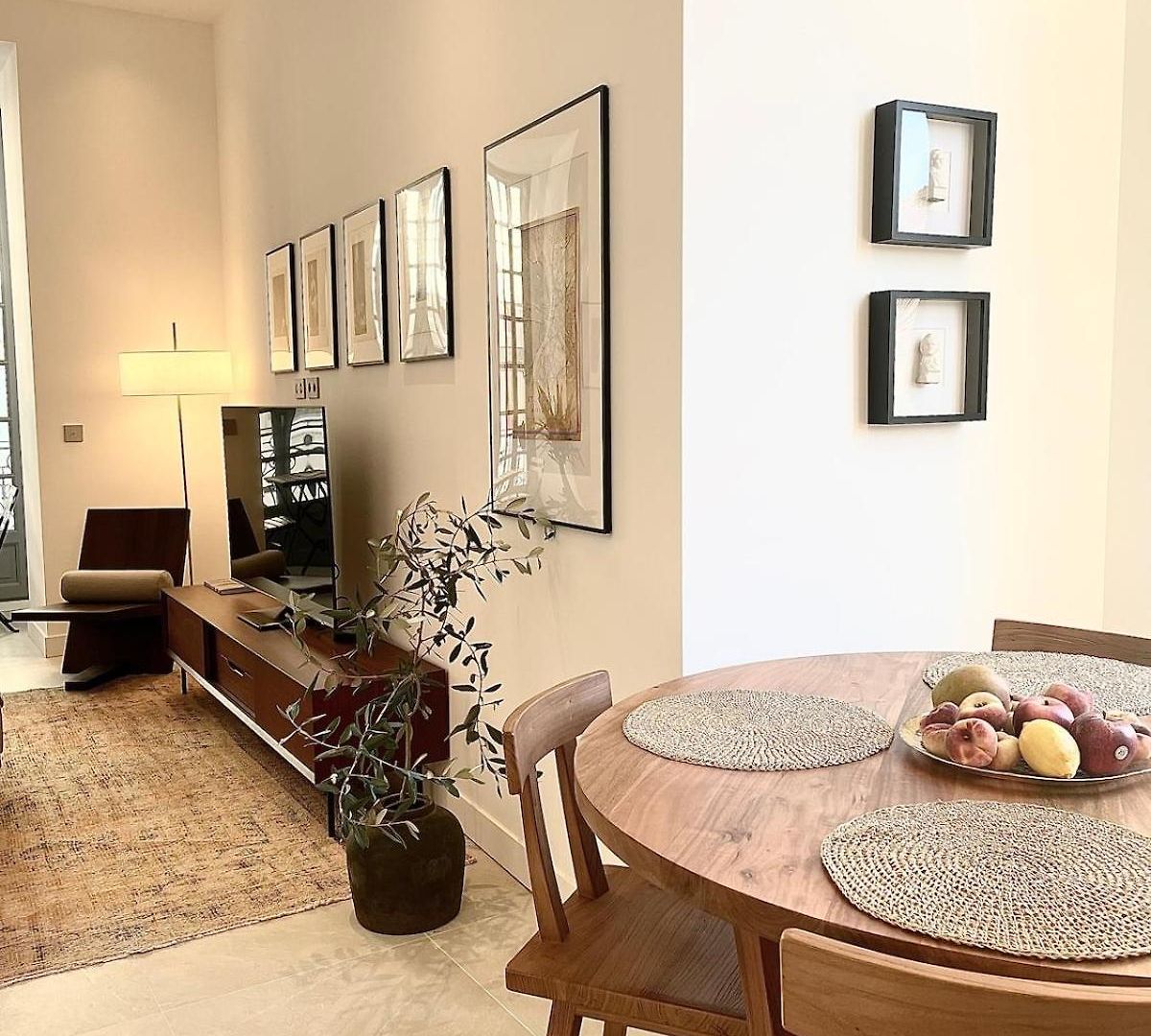 Carre Dorelegant 2 Br Nice