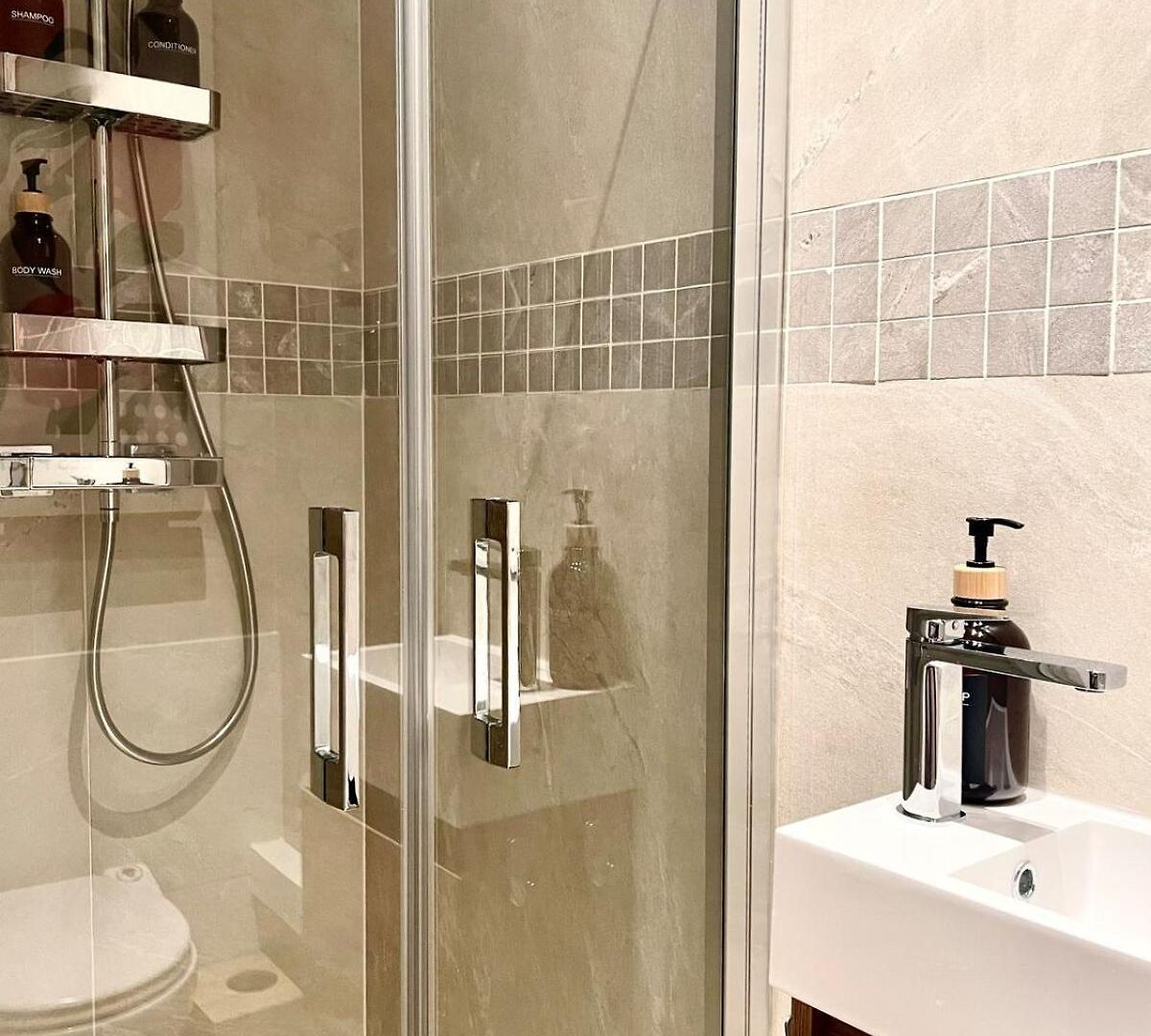 Apartment Carre Dorelegant 2 Br *