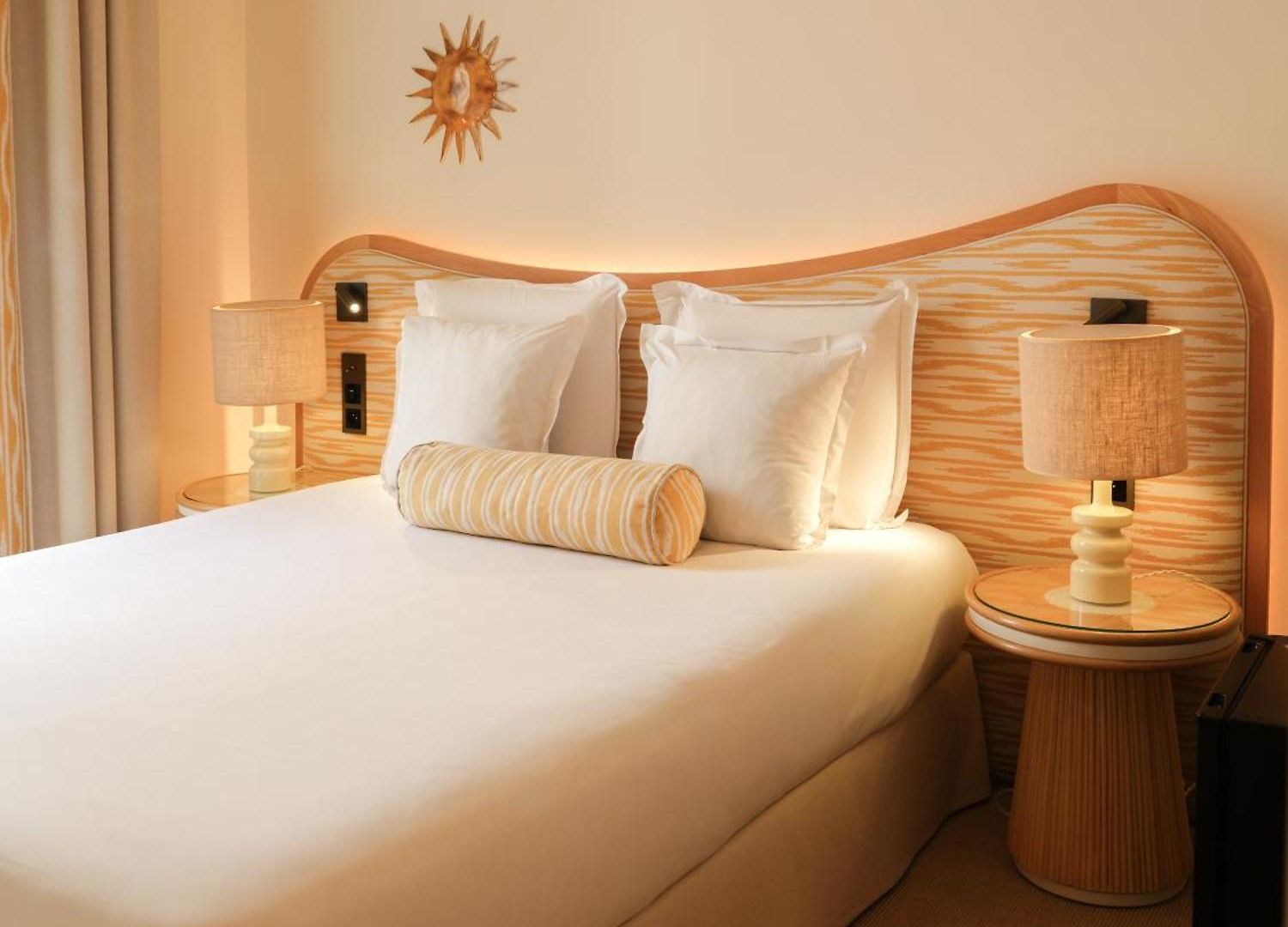 Le Soleia By Inwood Hotel