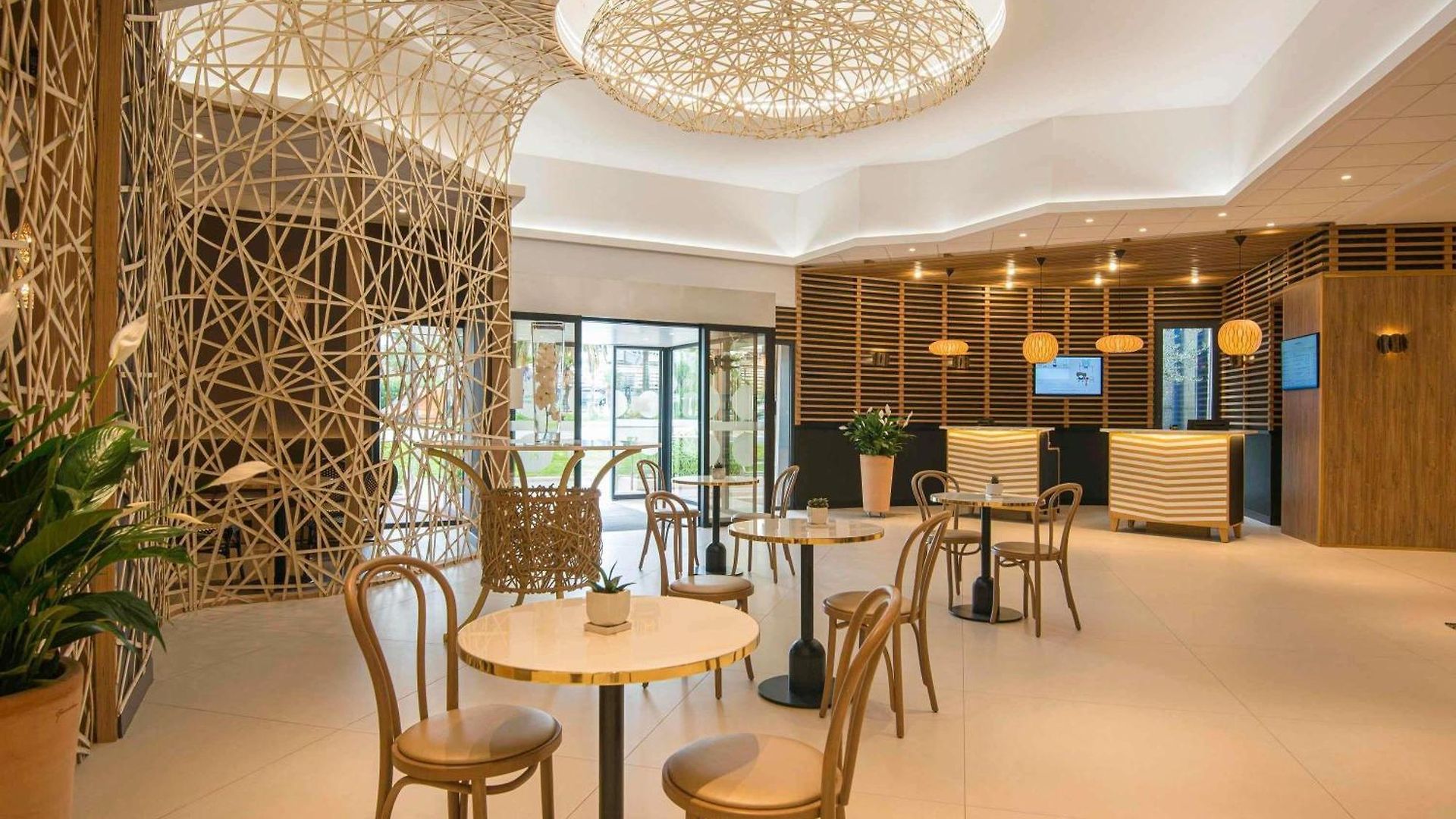 Novotel Arenas Aeroport 4* Nice