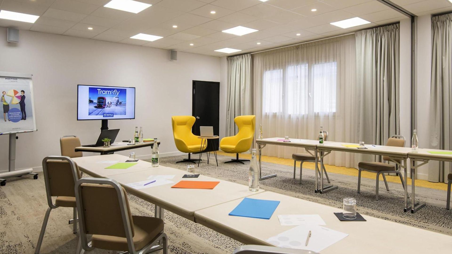 Novotel Arenas Aeroport Hotel